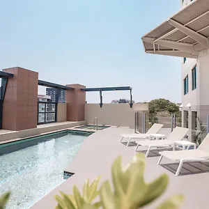 4* Hotel Mantra On Queen